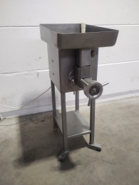 meat grinder Mado Optimo 32 